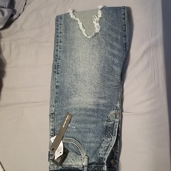 Knee Cut Out Jean's by Earnest Sewn! - Picture 4 of 6